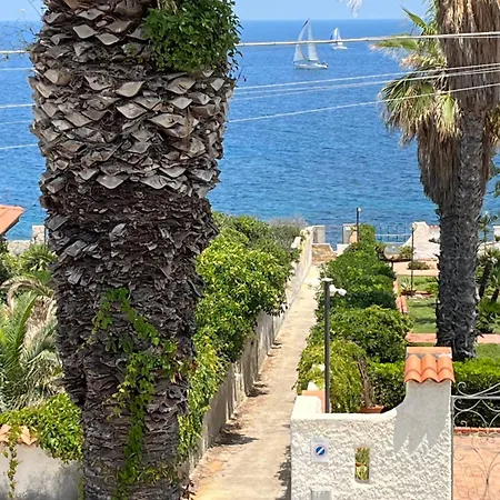 Casa Lialara Mare * 아우구스타